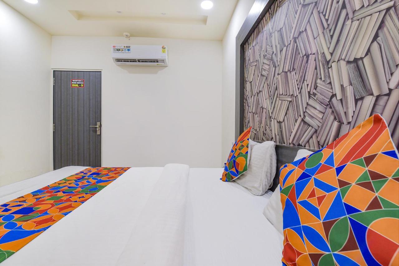 Fabexpress Pearl Villa Ahmedabad Eksteriør billede